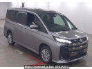 Toyota Noah ZWR95W