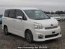 Used 2013 AT toyota voxy ZRR70W Image[0]