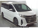 Toyota Noah ZRR80W