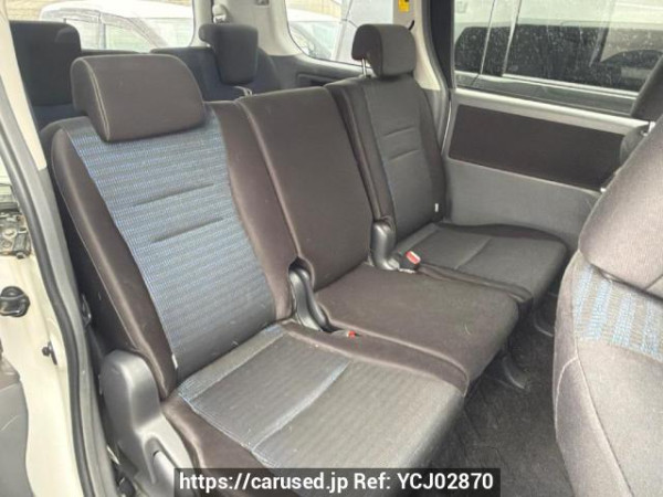 Used 2009 AT toyota noah ZRR70W Image[9]