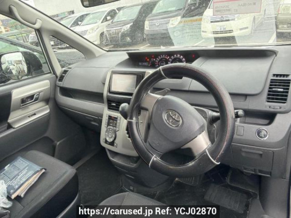 Used 2009 AT toyota noah ZRR70W Image[11]