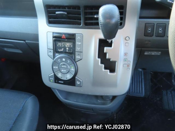 Used 2009 AT toyota voxy ZRR70W Image[33]