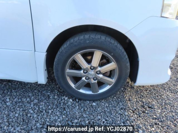 Used 2009 AT toyota voxy ZRR70W Image[36]