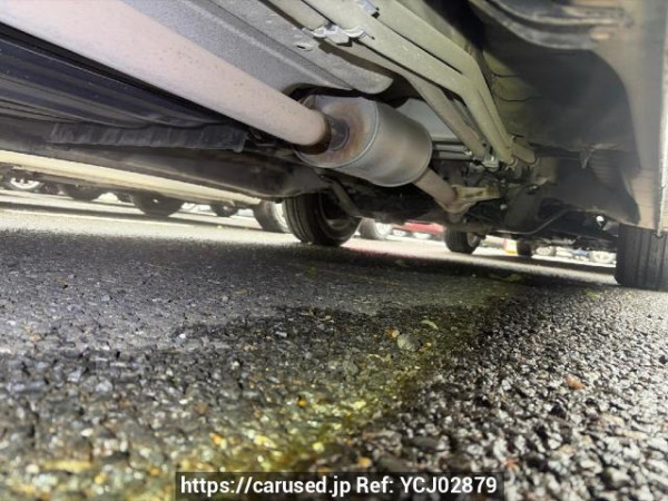 Used 2004 AT toyota alphard MNH10W Image[25]