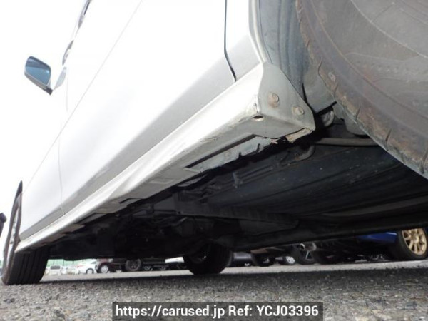 Used 2005 AT toyota alphard ANH10W Image[30]