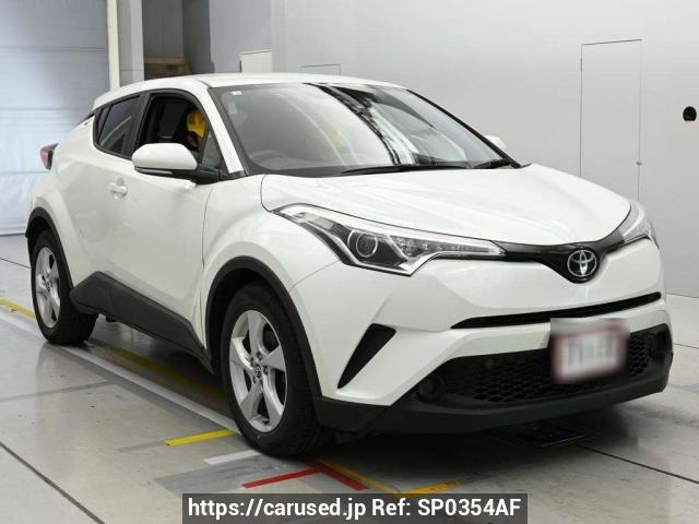 993427 TOYOTA C－HR NGX50／ZYX10 ボンネット 参考品番：53301