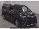Toyota Voxy ZWR80W