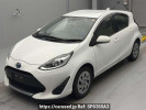 Toyota Aqua NHP10