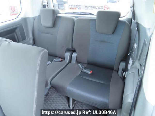 Used 2010 AT toyota voxy ZRR70W Image[19]