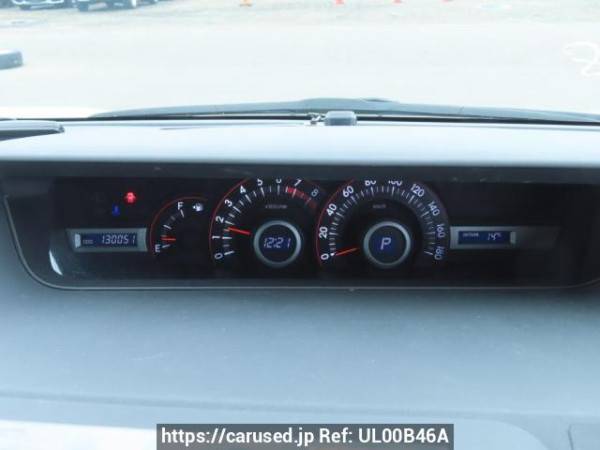 Used 2010 AT toyota voxy ZRR70W Image[26]