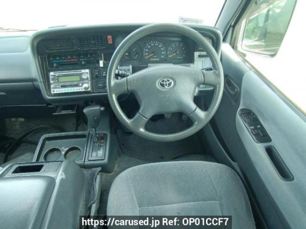 Used 2004 AT toyota hiace-van TRH112V Image[17]