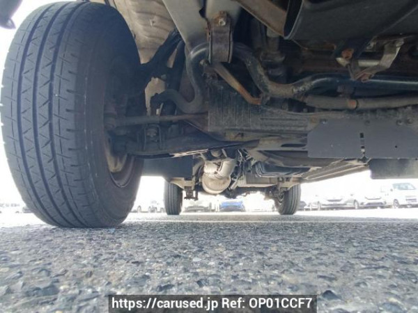 Used 2004 AT toyota hiace-van TRH112V Image[28]