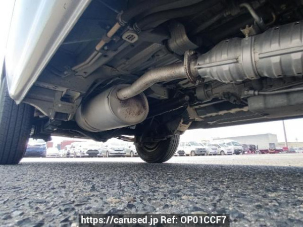 Used 2004 AT toyota hiace-van TRH112V Image[30]