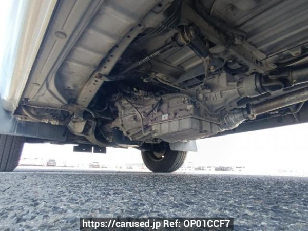 Used 2004 AT toyota hiace-van TRH112V Image[32]