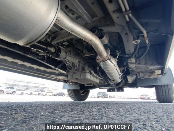 Used 2004 AT toyota hiace-van TRH112V Image[33]