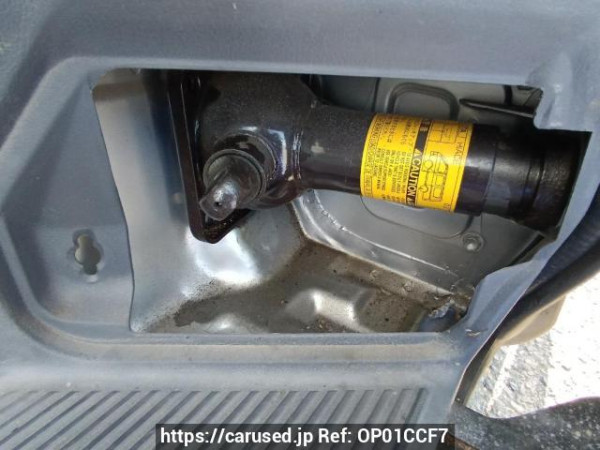 Used 2004 AT toyota hiace-van TRH112V Image[38]