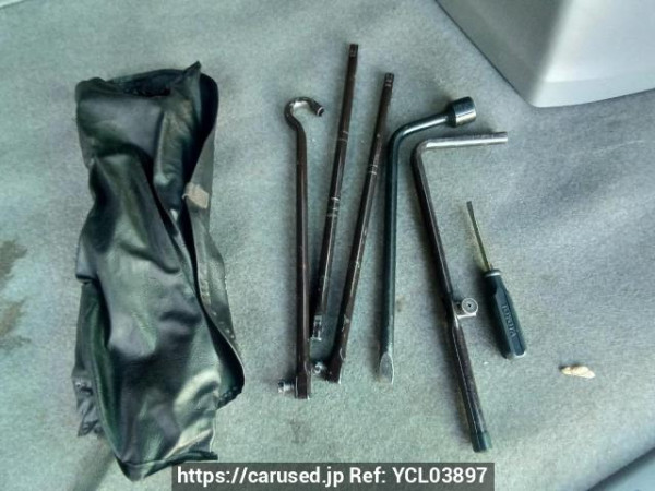 Used 2005 AT toyota hilux-surf TRN215W Image[40]