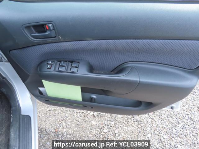 Comprar usado 2004 Toyota Probox Wagon NCP58G (YCL03909) - Carused.jp