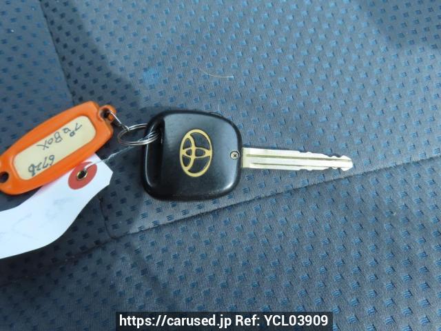 Comprar usado 2004 Toyota Probox Wagon NCP58G (YCL03909) - Carused.jp
