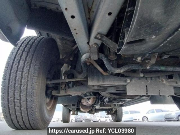 Used 2004 AT toyota hiace-van TRH112V Image[31]