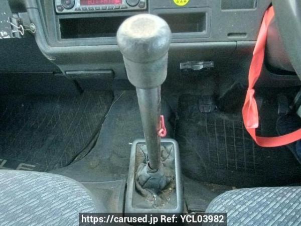 Used 2003 MT toyota hiace-van RZH112V Image[24]