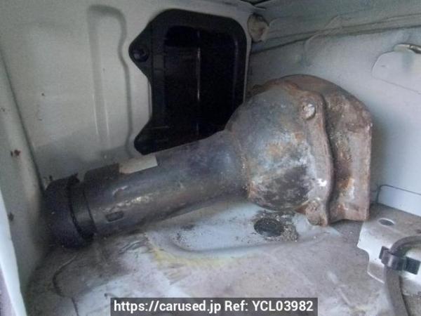 Used 2003 MT toyota hiace-van RZH112V Image[40]