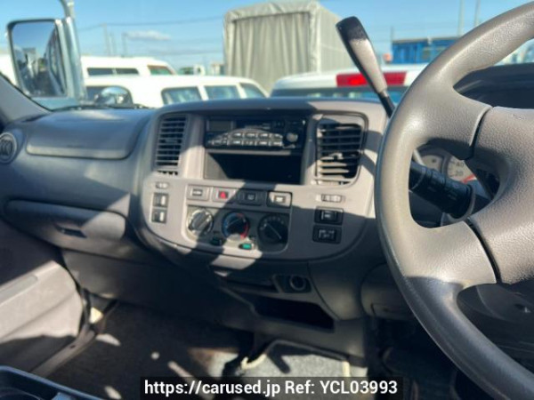 Used 2004 AT nissan caravan-bus DWGE25 Image[15]