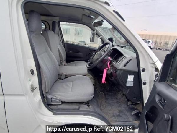 Used 2005 MT toyota hiace-van KDH205V Image[13]