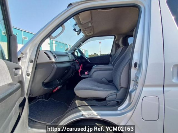 Used 2006 AT toyota regiusace-van TRH200V Image[14]