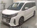Toyota Noah ZRR80W