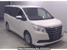 Toyota Noah ZRR80G