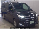 Toyota Noah ZWR80G