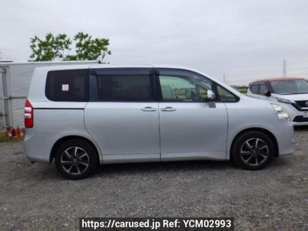 Used 2012 AT toyota noah ZRR70G Image[7]