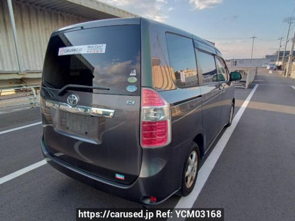 Used 2007 AT toyota noah ZRR70G Image[6]