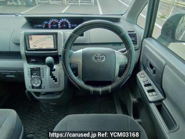Used 2007 AT toyota noah ZRR70G Image[20]