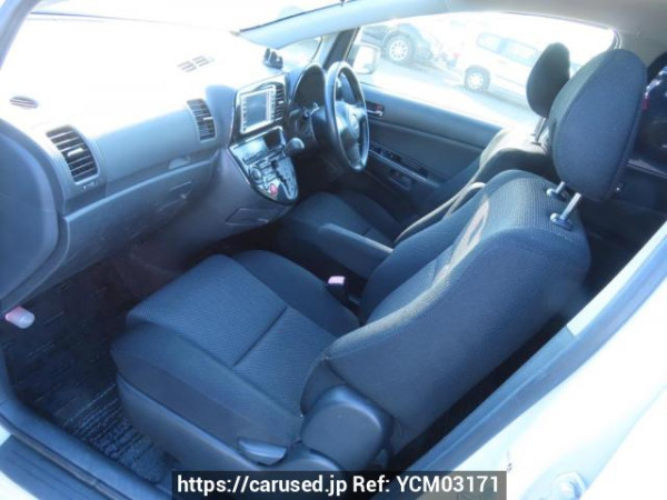 Used 2005 AT toyota wish ZNE10G Image[15]