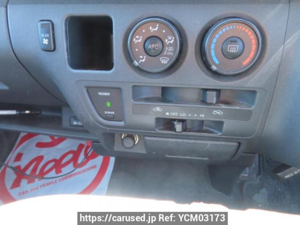 Used 2005 AT toyota regiusace-van KDH200V Image[25]