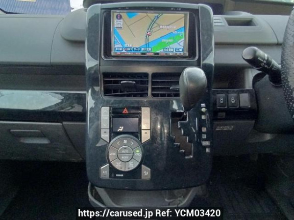 Used 2009 AT toyota noah ZRR70G Image[22]