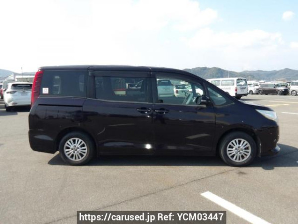 Used 2015 AT toyota noah ZRR80G Image[7]