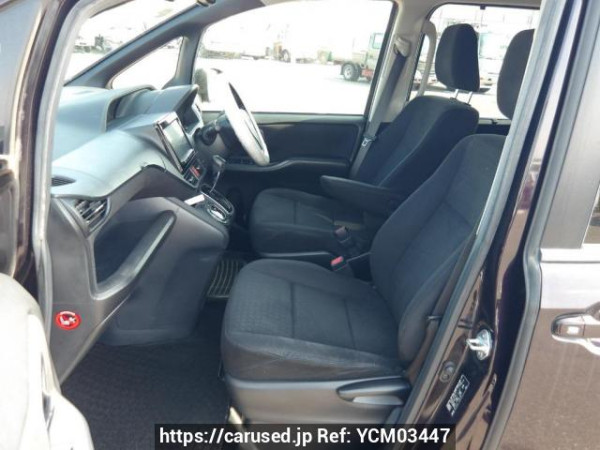 Used 2015 AT toyota noah ZRR80G Image[14]