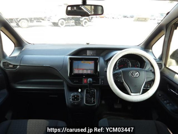 Used 2015 AT toyota noah ZRR80G Image[19]