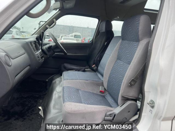 Used 2004 AT nissan caravan-bus DWMGE25 Image[10]