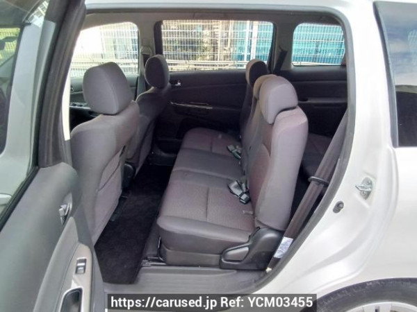 Used 2004 AT toyota wish ZNE10G Image[16]