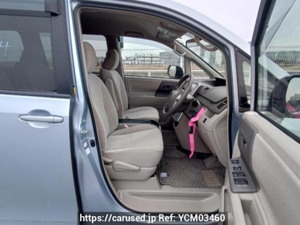 Used 2010 AT toyota noah ZRR75G Image[13]