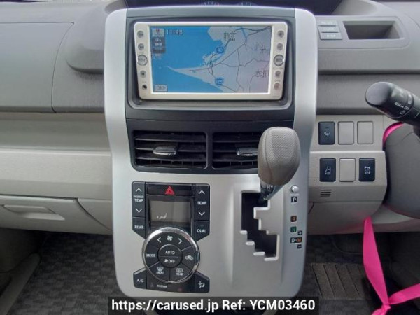 Used 2010 AT toyota noah ZRR75G Image[23]