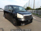 Toyota Noah ZRR70G