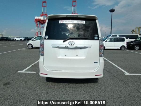 Used 2008 AT toyota voxy ZRR70W Image[5]