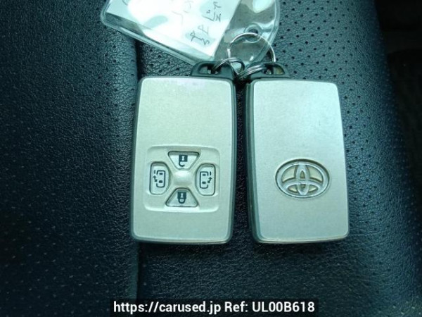 Used 2008 AT toyota voxy ZRR70W Image[24]
