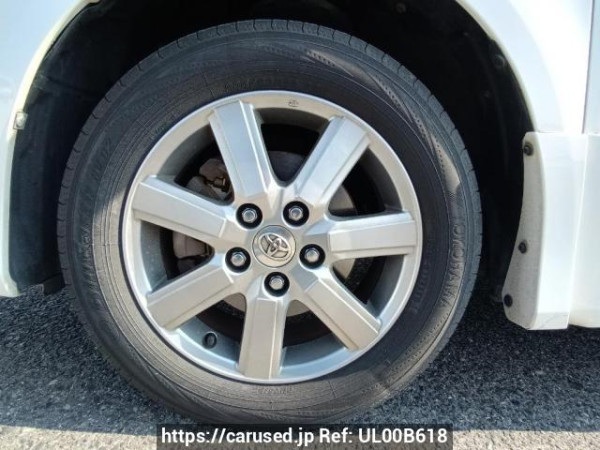 Used 2008 AT toyota voxy ZRR70W Image[26]