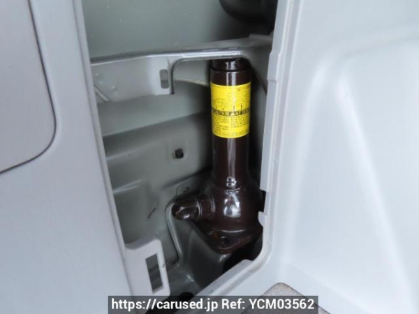 Used 2003 AT toyota hilux-surf RZN215W Image[46]